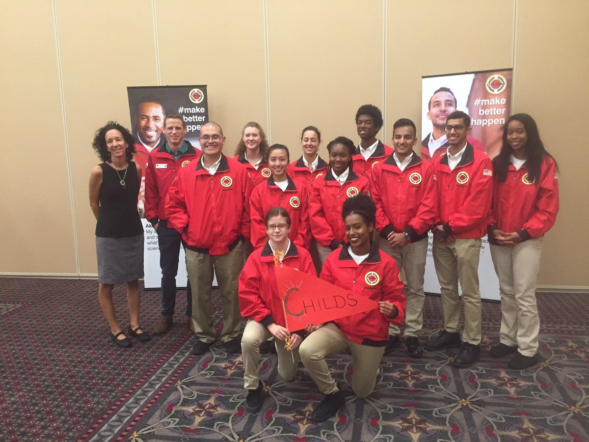 cy_childs's tweet photo. Excited to launch our year of service with program sponsor @lincolnfingroup #service @cityyearphilly https://t.co/BRlgG6ELPA