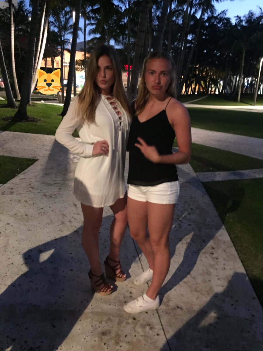 Happy birthday <a href="/MikiMartinov/">Mikhaila</a> you one funny american lady💃🏼 BR4L (+ <a href="/miranduhplz/">Sleepy Gorl 💟</a>) 20-legal in🇮🇸 and you are dank