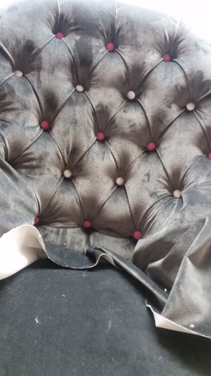 GreenSuitcaseCo's tweet photo. #upholstery #workinprogress by Simon Houlding Upholstery #unique #quality #decor #qualityineverythingwedo https://t.co/yXqB57E9GZ
