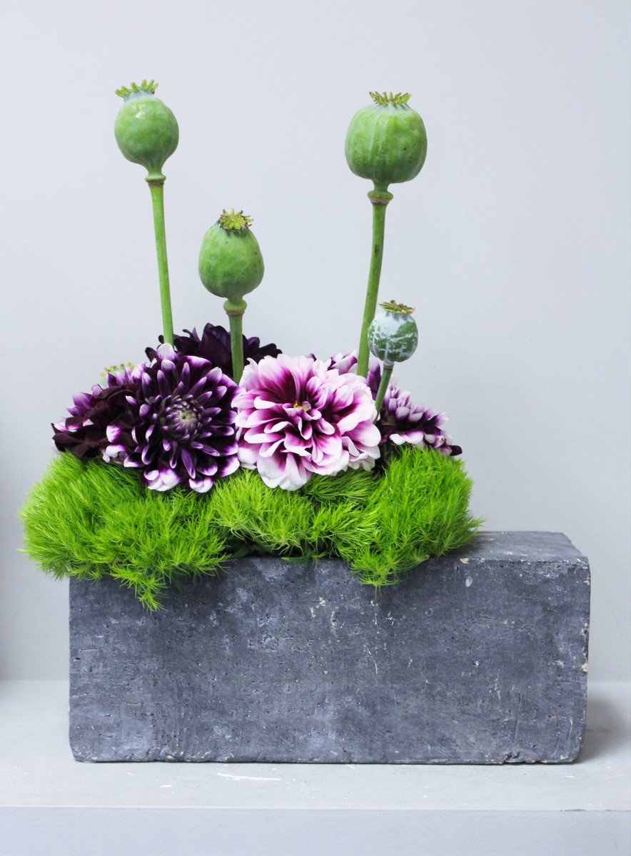 GRAND_ECLAIR's tweet photo. Floral Designs @GRAND_ECLAIR #floraldesign #eventdesign #beverlyhills #Dhalia https://t.co/c79cfQzOqR