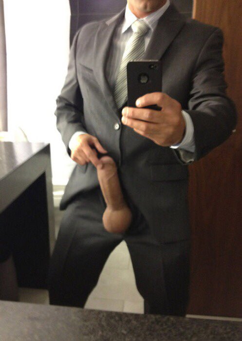 soxandjox's tweet photo. Thick DILF https://t.co/Zfh1C1EBYu