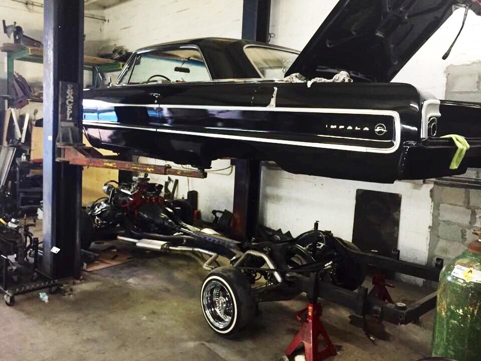 ImAngelaPowers's tweet image. She coming along @nel305 #frameoff #64impala