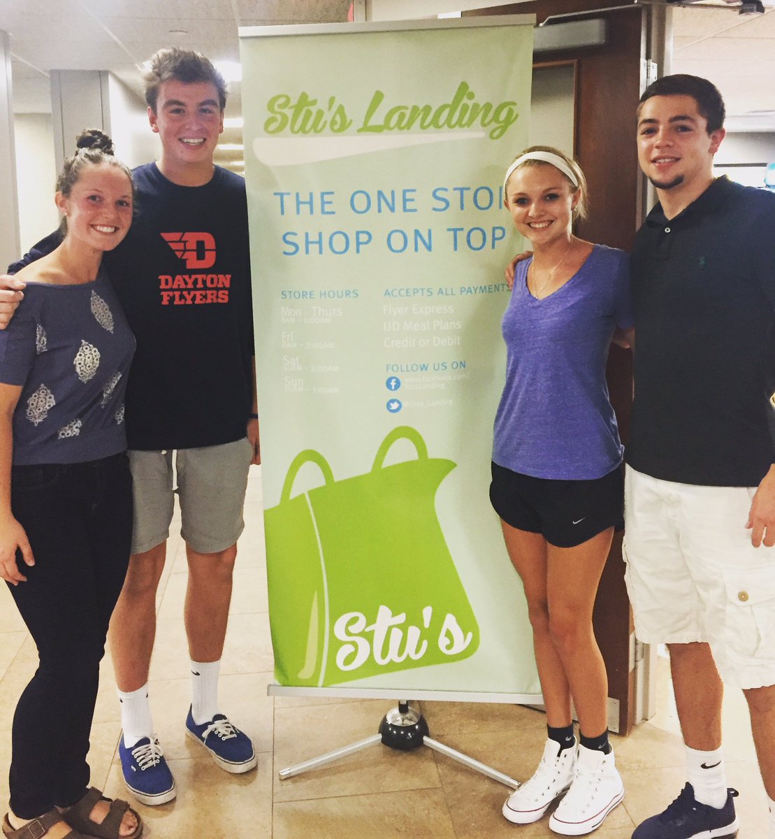 Stus_Landing's tweet photo. Holla for some new hires!!! Welcome to #StusCrew Hannah, Matt, Kaylee, &amp; JT! #StusSigningDay https://t.co/sCETYwrpMV