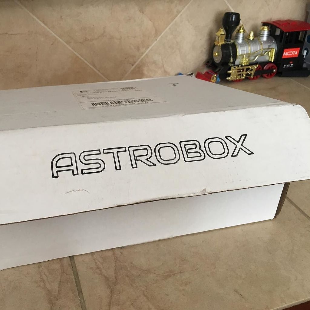 budiprasetya's tweet image. Look, #astrobox!!! @astroboxrocks #space #astro ift.tt/2ckhBAt