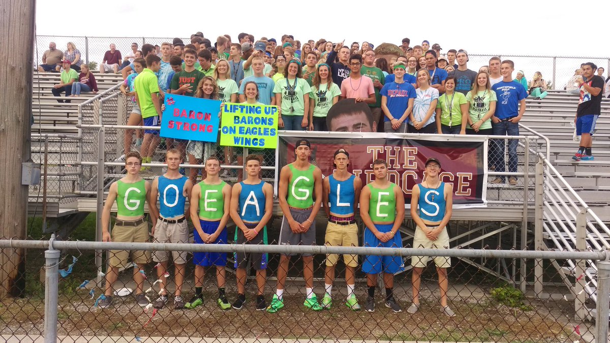 bechtold_4's tweet photo. #BaronStrong #PrayForDekalb #34 #78 https://t.co/x1KtMUdinf