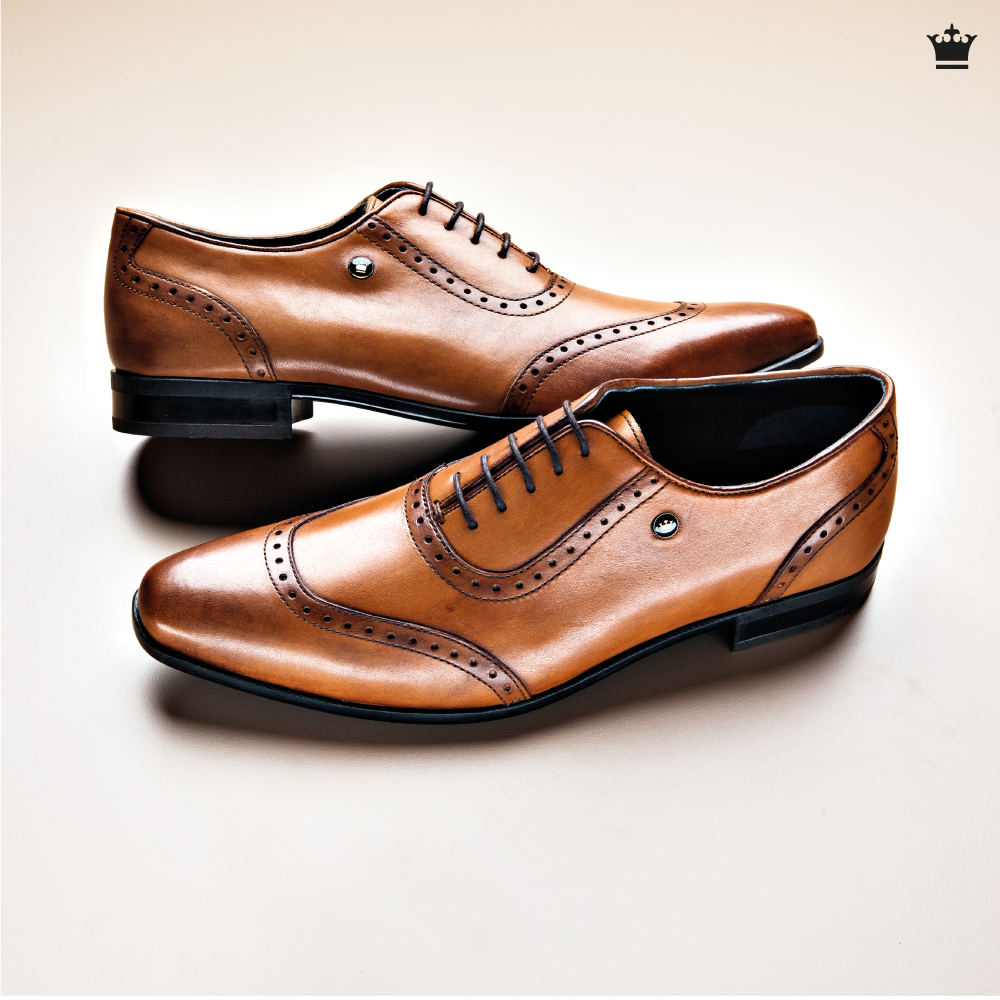 LP - Louis Philippe on X: Hand crafted, hand painted exclusiveness for the  gent. Shoes by Louis Philippe. Buy Here:    / X