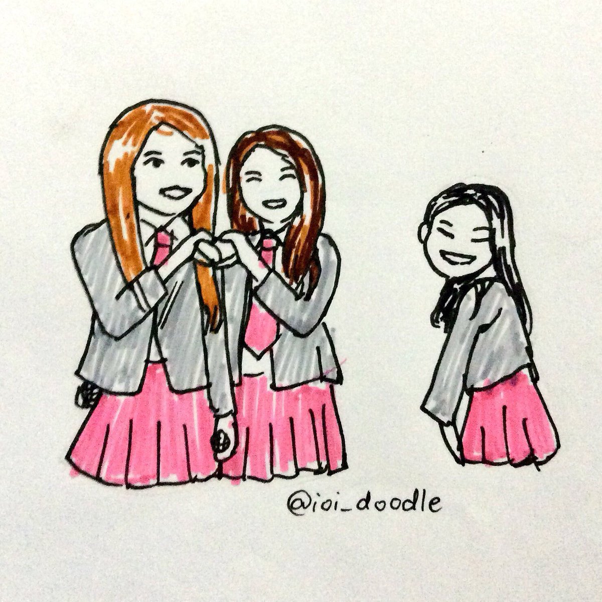 Hearts with Nayoung and Yeonjung, then there's Mina. 😂😂😂
#임나영 #유연정 #강미나 #아이오아이 #IOI #ioi_doodle