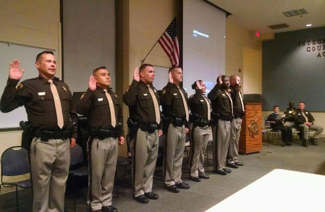 Added 7 experienced officers to the streets today. Congrats to our NV officers' lateral academy graduates <a href="/LVMPD/">LVMPD</a>.