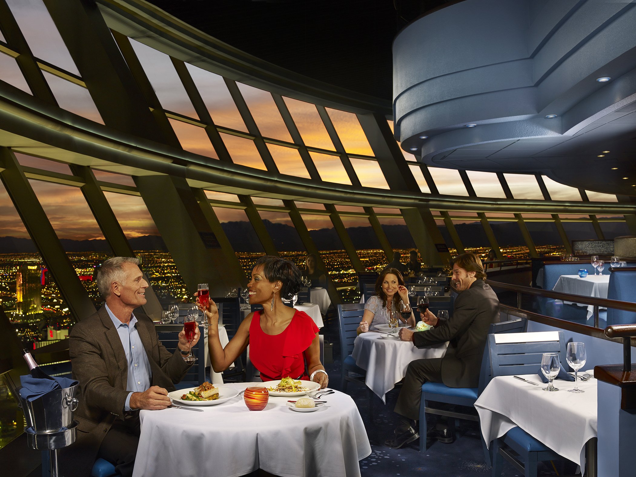 Top of sale the world restaurant