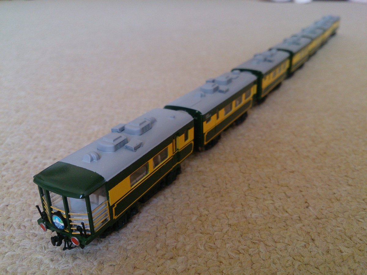 14系700番台 サロンカーなにわ(現行塗装)ができました。 種車はtomixの