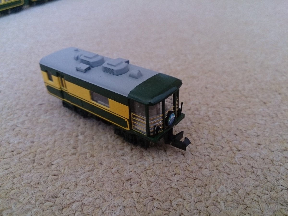 14系700番台 サロンカーなにわ(現行塗装)ができました。 種車はtomixの