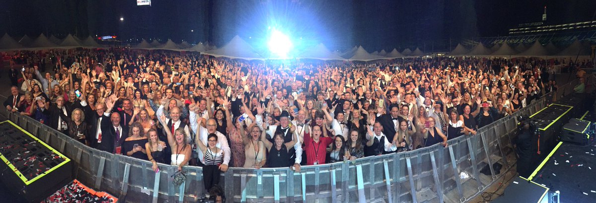 HectorHelium's tweet image. Retweeted train (@train):

#treadsandthreads  fb.me/8smmwBFvB