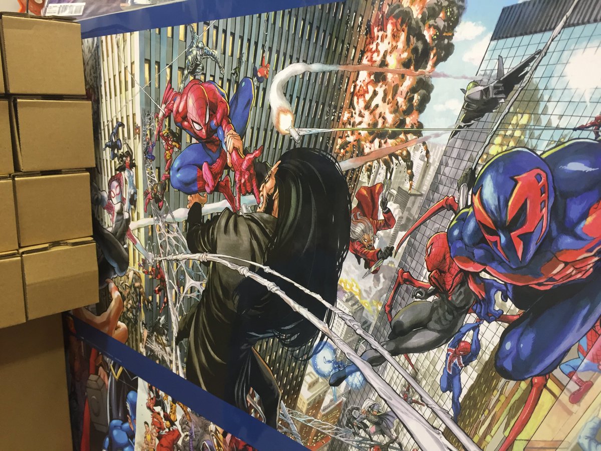 ブリスターコミックス A Twitter 村田雄介先生描き下ろし スパイダーバースポスター本日店頭発売 レジ横に積んでますので気になる方はスタッフまでお声かけ下さい 全キャラクターの対照表も同封されてます