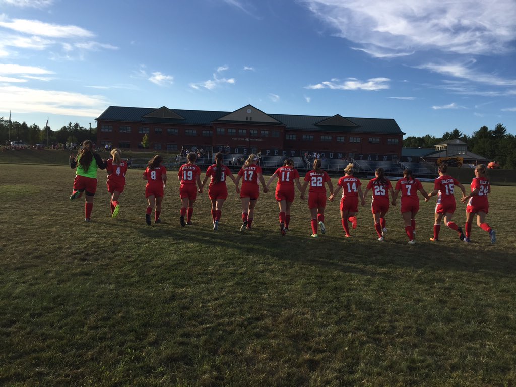 susanaelse's tweet image. Great win today HDVGS 4-3, proud to be Hillcats!! ⚽️💥#hdhspride @ms_clark