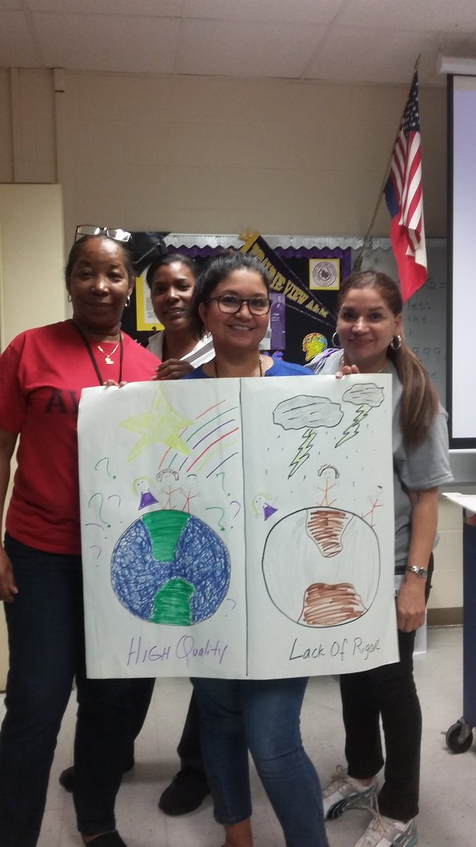 LTunyaB's tweet image. We had a blast during PLC. #HMSfamily #HMSscience