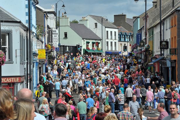 #LammasFair #BankHolidayMonday No better place to be today. The town in buzzing! #CausewayHour #AntrimHour