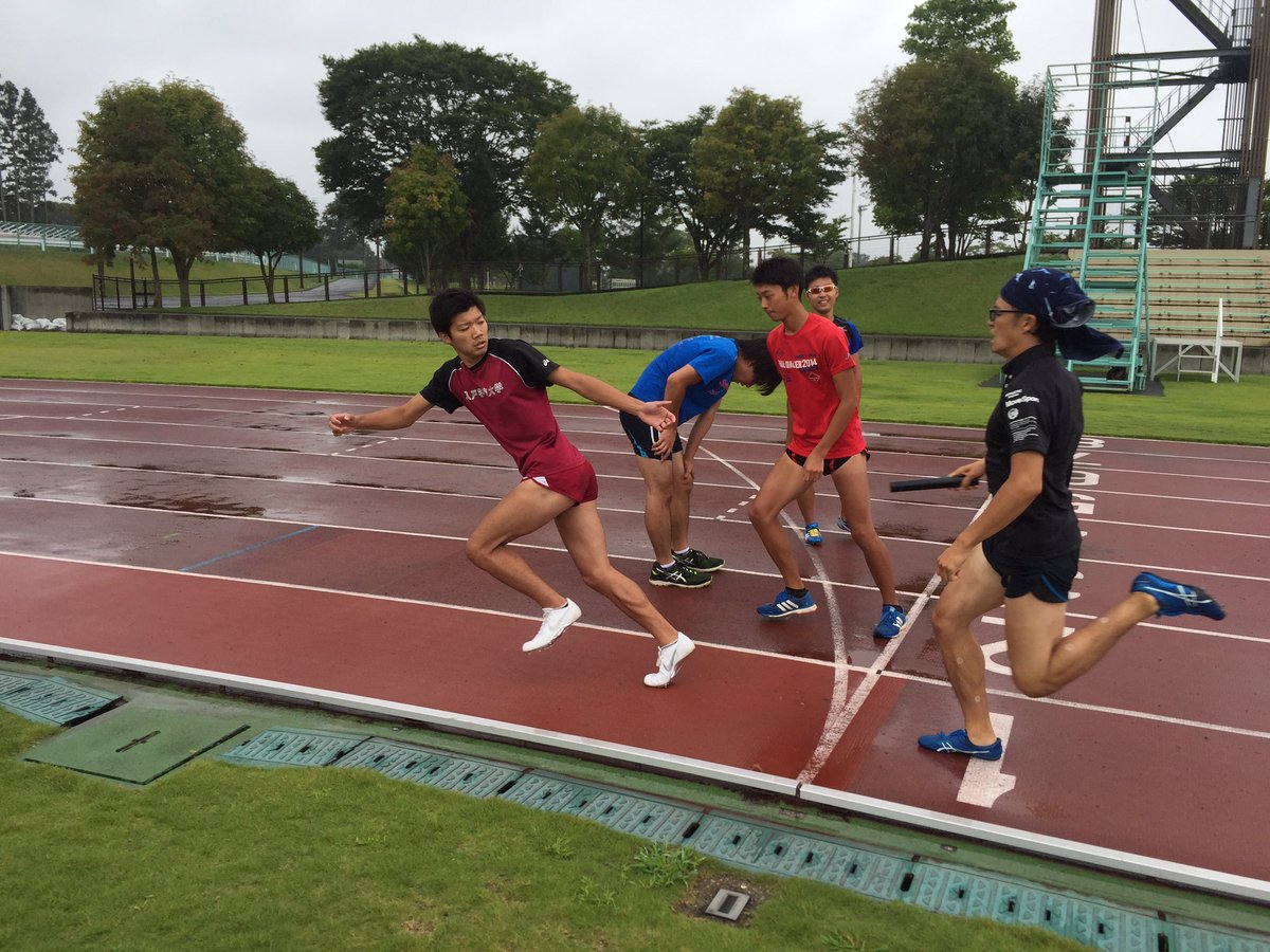 合宿最終日は雨の中での練習になりましたが、短距離はエンドレスリレー