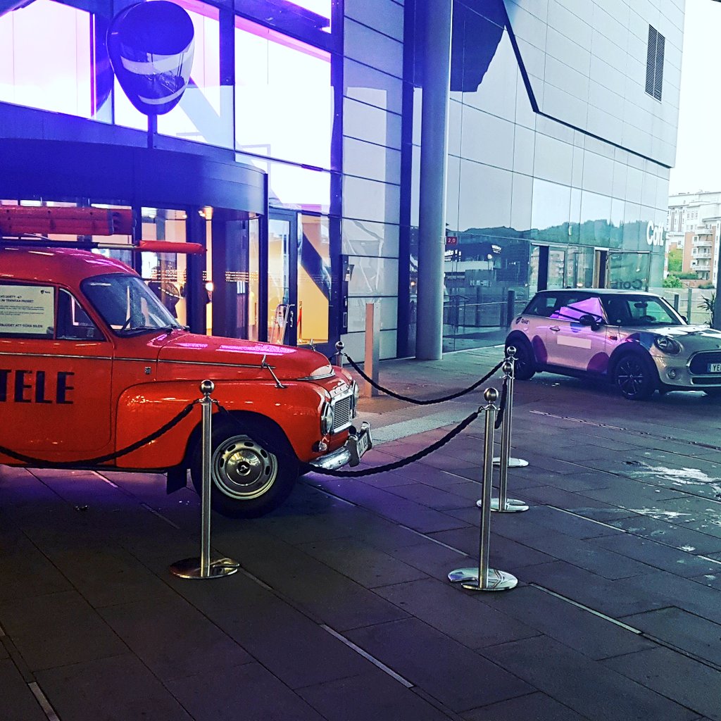 HBarnekow's tweet photo. På väg #newgentelco fr stolt svensk telco historia. Följ vår spännande lansering idag @TeliaSverige @Telia_foretag https://t.co/yLzZqRCGrH