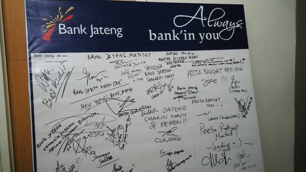ztefeby's tweet photo. Terimakasih atas kunjungannya di venue bank jateng di psr rakyat bro@bankjateng_wng @BupatiWonogiri @wakilbupatiwng https://t.co/IR8sSqrtkE