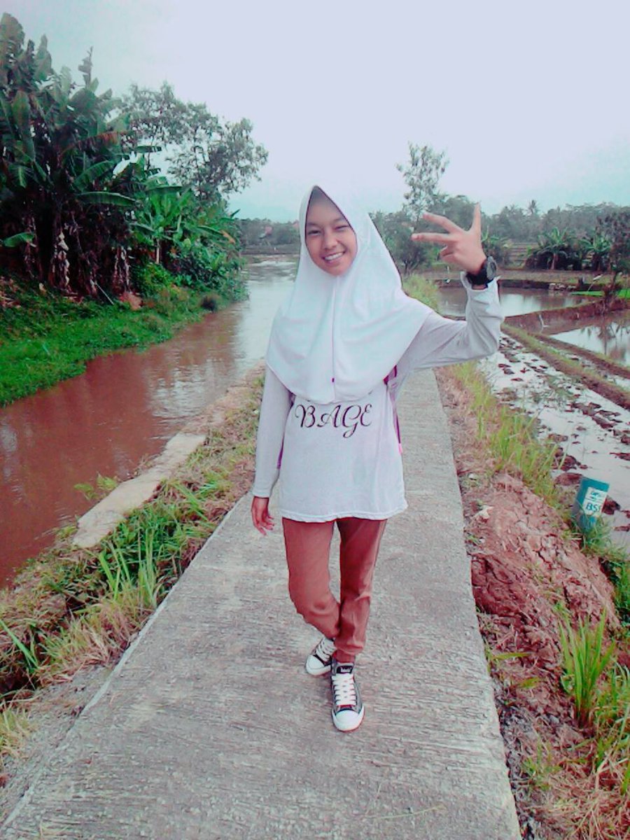 NasifaNada's tweet photo. siapa ni ye
hahahahahhahahhaha https://t.co/xzVrFBZ7sB