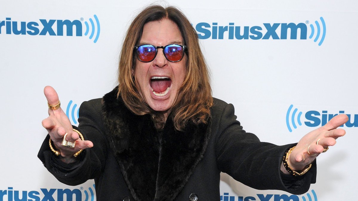 .<a href="/OzzyOsbourne/">Ozzy Osbourne</a> prepares for solo album… goo.gl/5k76C0