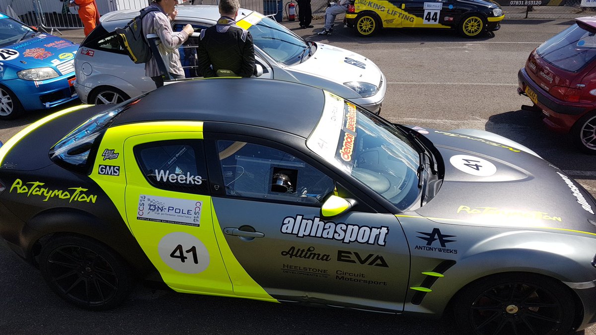 EVA_Software's tweet photo. @antonyweeks ready for the 1st race, good luck @CastleCombeUK @alphasportUK @MinotaurSoftwre #evasoftware https://t.co/0uFhyZgE4P