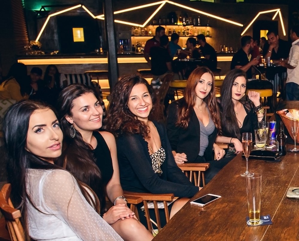 bu_trinity's tweet photo. It's HOLA CH!CAS #LadiesNight and that means one thing - dinner with the girls @bu_trinity! https://t.co/LF1CUn7MDX https://t.co/7dDDmf7Aww