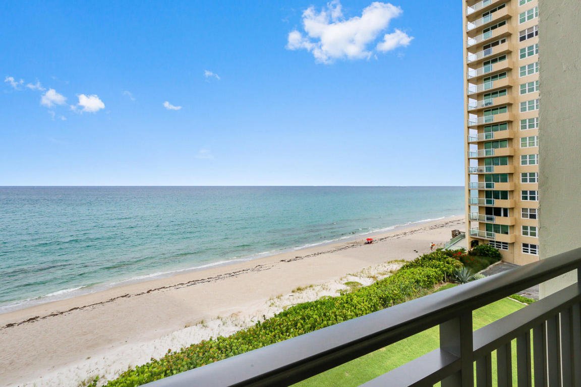BeauSeaver's tweet photo. Enjoy direct #oceanviews from this fabulous #SingerIslandCondo!
#waterfrontproperties
https://t.co/248GEJS7re https://t.co/tfXKkShMrO