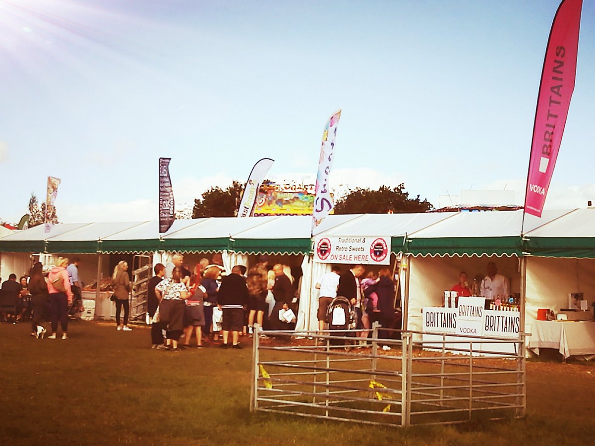Sun's out fun's out!!!!
Final day #CHFFF and everything is perfect!!! #barnsleyis #yorkshireis
