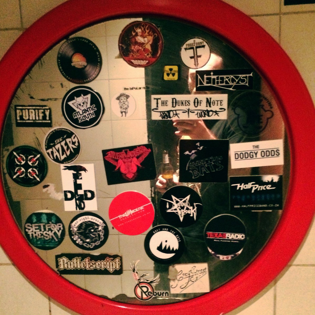 devilspeakband's tweet image. The mirror in the bathroom at #ROAR in #CapeTown, chock full of band stickers \m/
@TheUNsceneSA
#Music #Stickers