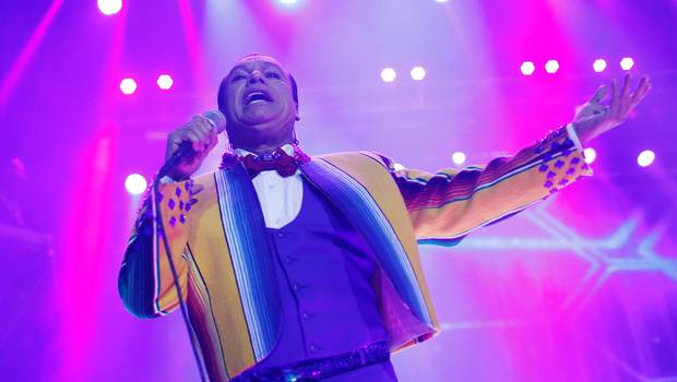 24HorasTVN's tweet image. Así fue el último concierto de Juan Gabriel en Chile→ bit.ly/2bKErCL