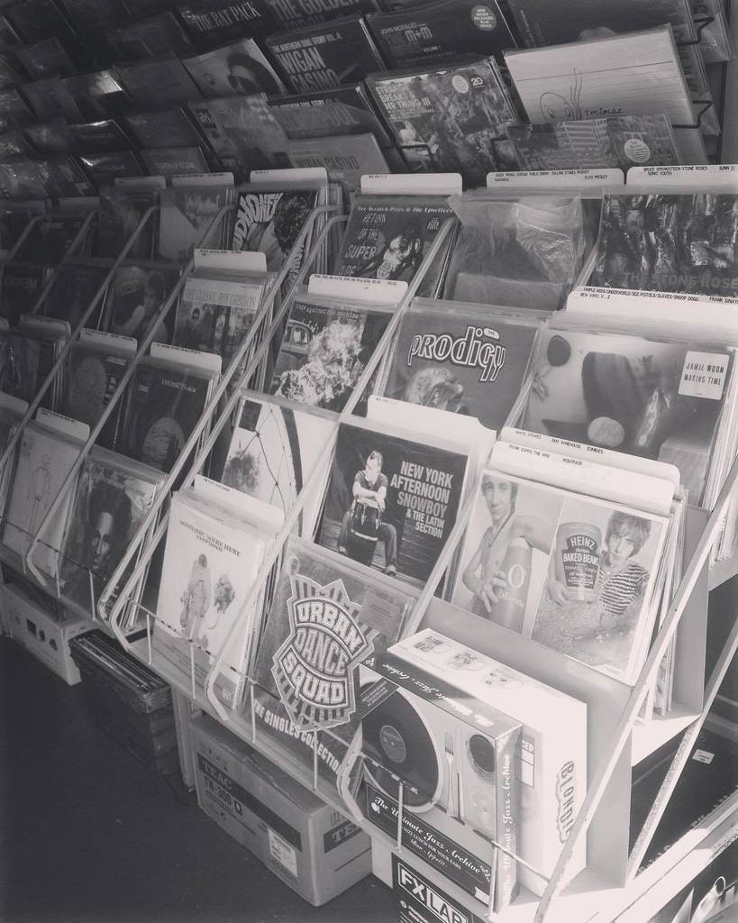 New whitelabel records mk3 up and running  #rsd2015 #vinyl #vinylcollection #vinylrecords