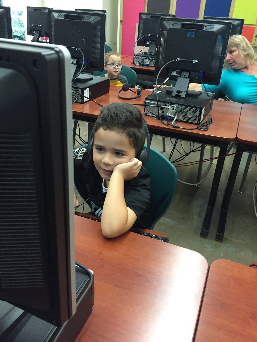 andersonsowls's tweet photo. First trip to the computer lab is always a special day in Kindergarten! #andersonsowls https://t.co/8Uh2piCxXJ