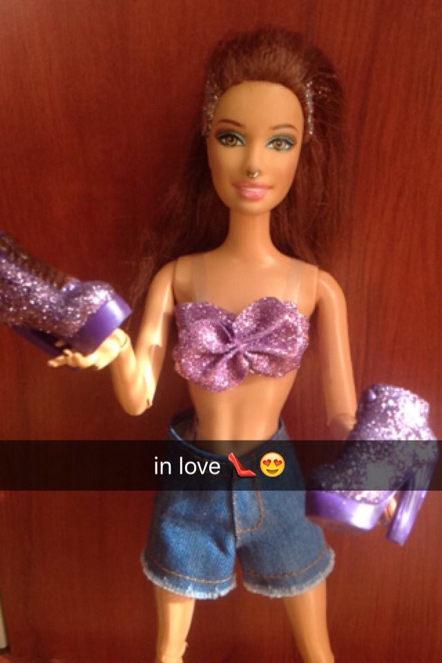 UnbrokenAlexx's tweet photo. 👠 https://t.co/kiPufgNqR4