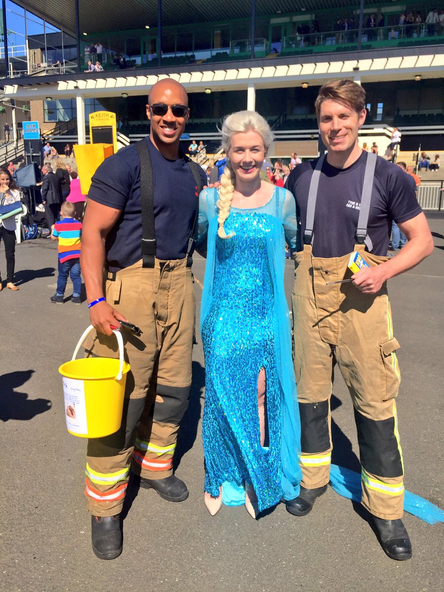 BeURguest's tweet photo. Elsa and her new firefighter friends who were raising money for @TinyLivesTrust #Tyne&amp;WearFire&amp;rescue https://t.co/QPkgc1bBW1