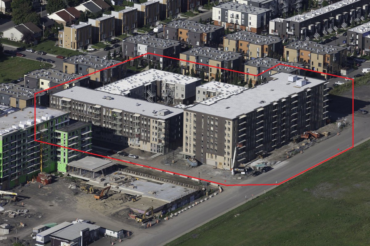 Nouvelles photos aériennes des #bâtiments Contrecoeur à #pointeauxtrembles module.ca/vues-aeriennes… #mtl #building