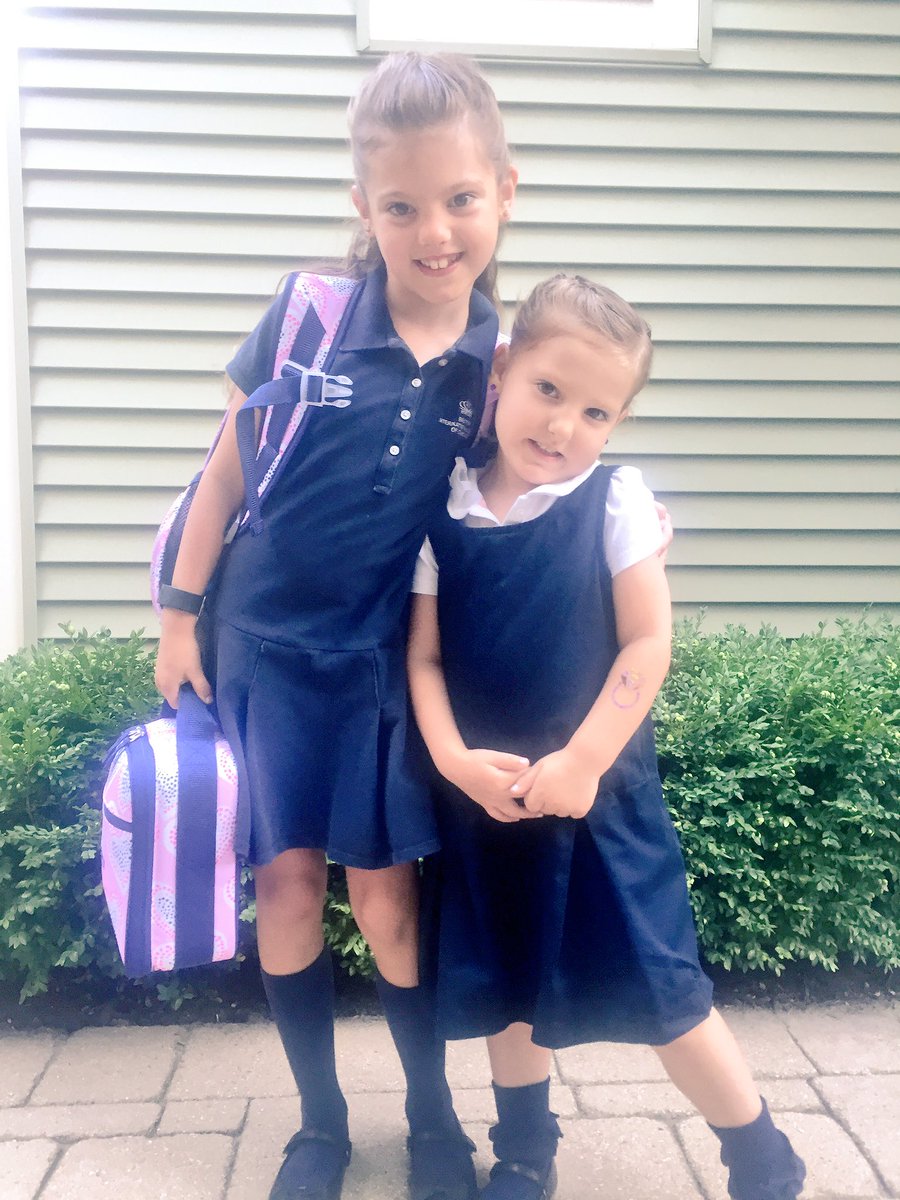 1st Day of School 🤓 Arwyn in Year 4 &amp; Padmé in Reception!