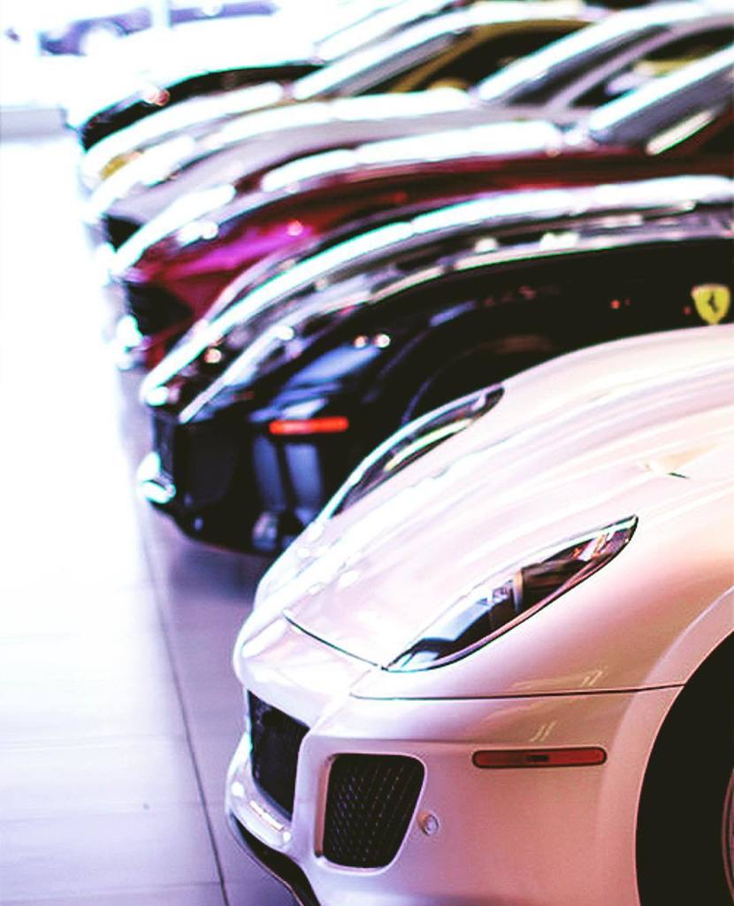 _llgr_'s tweet photo. Got the whole squad together 😎

#ferrari https://t.co/G8xP4hyrBH https://t.co/m6DORaMhtj