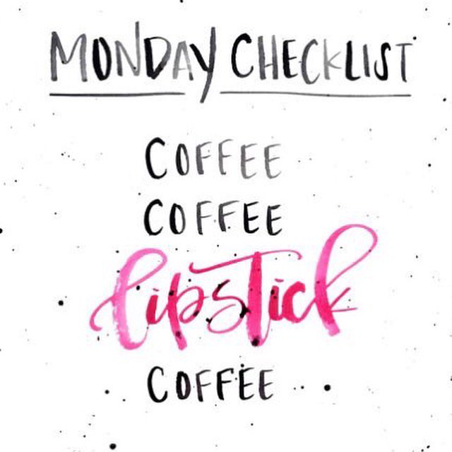 mudmexicocity's tweet photo. ¡Les deseamos un excelente Lunes #mudlovers! 
#welovemud #mudmexico #makeup #lipstick https://t.co/1pzBLloQBw