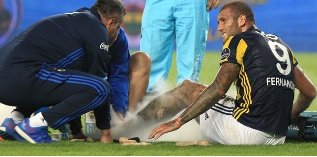 FBTribune's tweet photo. Fernandao out for 1 month #Fenerbahce #FenerbahceInternational #FenerbahceTribune https://t.co/9JyOcaGgpJ https://t.co/ePlXqujtiz