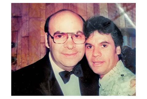 Milenio's tweet photo. “Teníamos muchos planes juntos”: Eduardo Magallanes productor de Juan Gabriel https://t.co/hnj8BL0nzL https://t.co/ATp70FJDFr