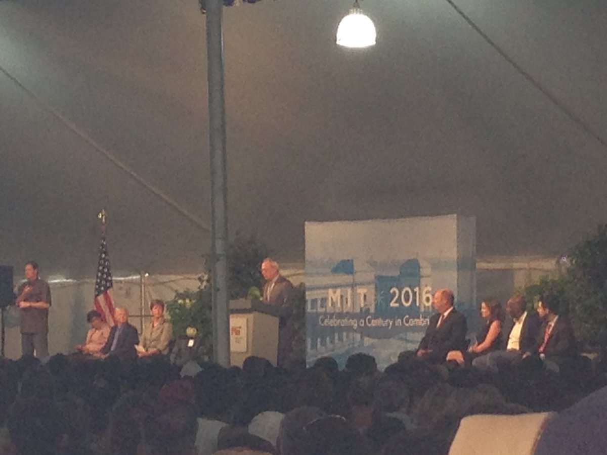 MIT Orientation tweet media