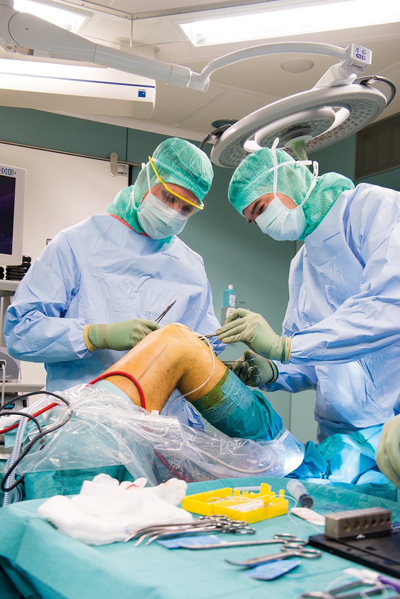 ‘…en dan hoor je krakkk!’ Orthopeden Zuyderland vertellen over de kruisbandreconstructie » issuu.com/zuyderland/doc…