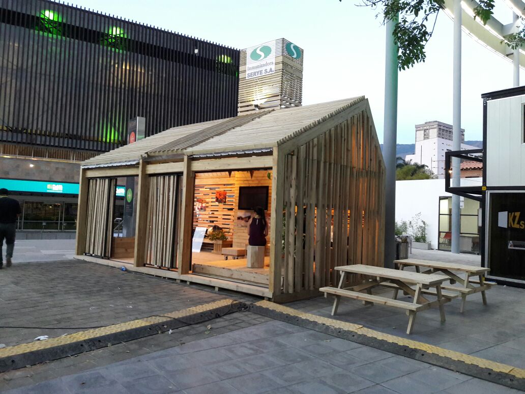 SERYESA's tweet image. Este fue nuestro stand en la pasada feria Expocamacol 2016, que se realizó del 24 al 27 de agosto en @plazamayormed