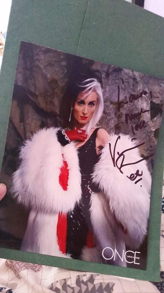 shiny_always's tweet photo. How has it been a yr already 😍😍 @BauervanStraten @VictoriaSmurfit Wish I had @RealMerrinD 's to complete the set 😋 https://t.co/I2AIT41jNj