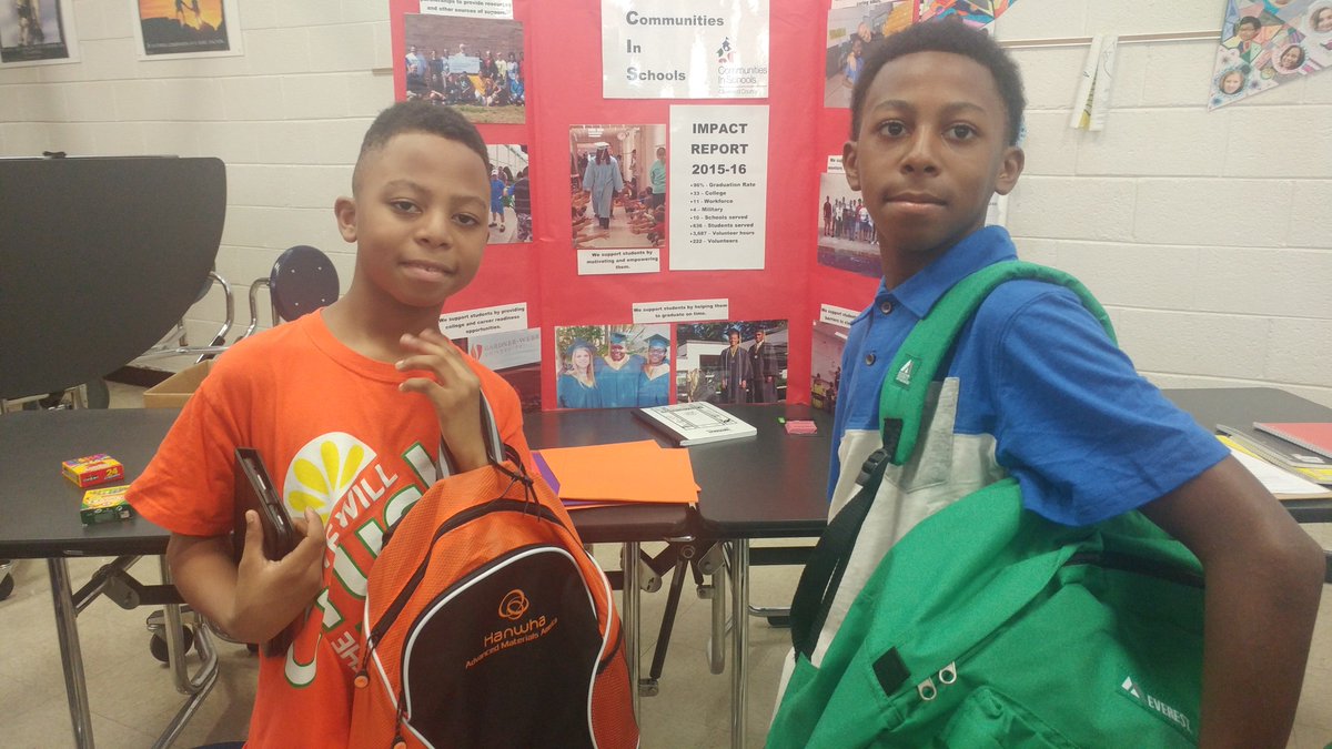 CISCleveland's tweet image. Students off to a great start! #9schooltools #school