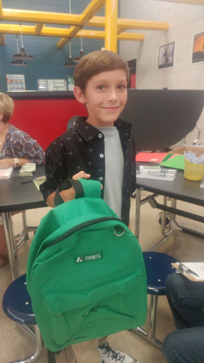 CISCleveland's tweet image. Students off to a great start! #9schooltools #school