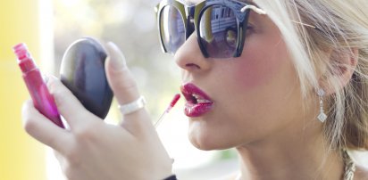 NHAccessoriesRd's tweet photo. 7 tutoriales de maquillaje que facilitarán tus días: https://t.co/qdrCU5uyuq https://t.co/9ynDjmrVcY