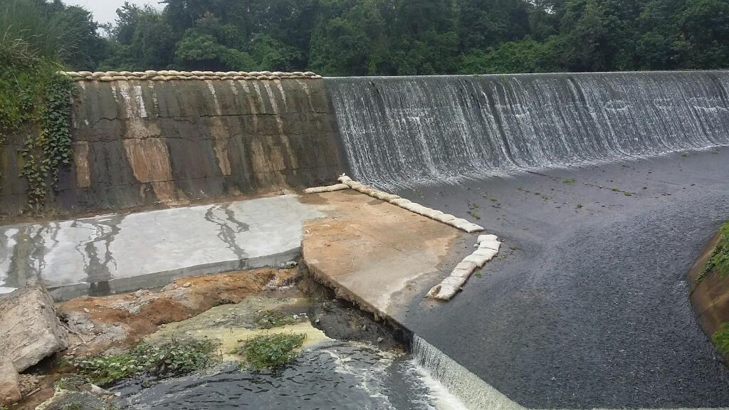 Palliative  work <a href="/Eleyele/">Adeola  Davies</a> Dam commenced to mitigate flood in Ibadan City.