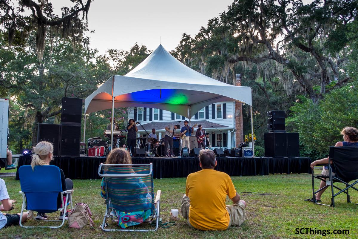 Tangulls's tweet image. Great Time At All Saints Church in @toPawleysIsland Pawleys Island watching @PaperWork_band scthings.com/all-saints-chu…